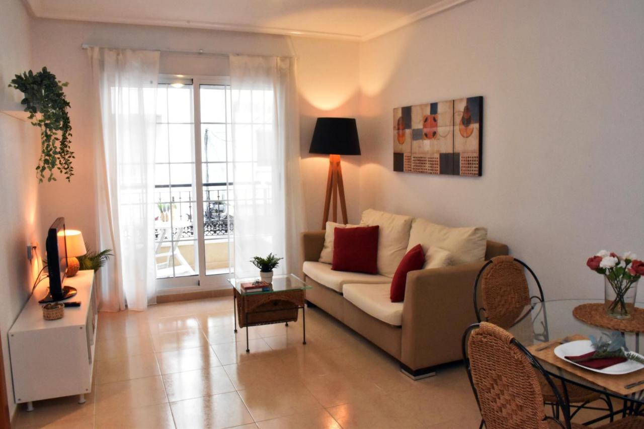 Beach Apartment Torrevieja Eksteriør billede