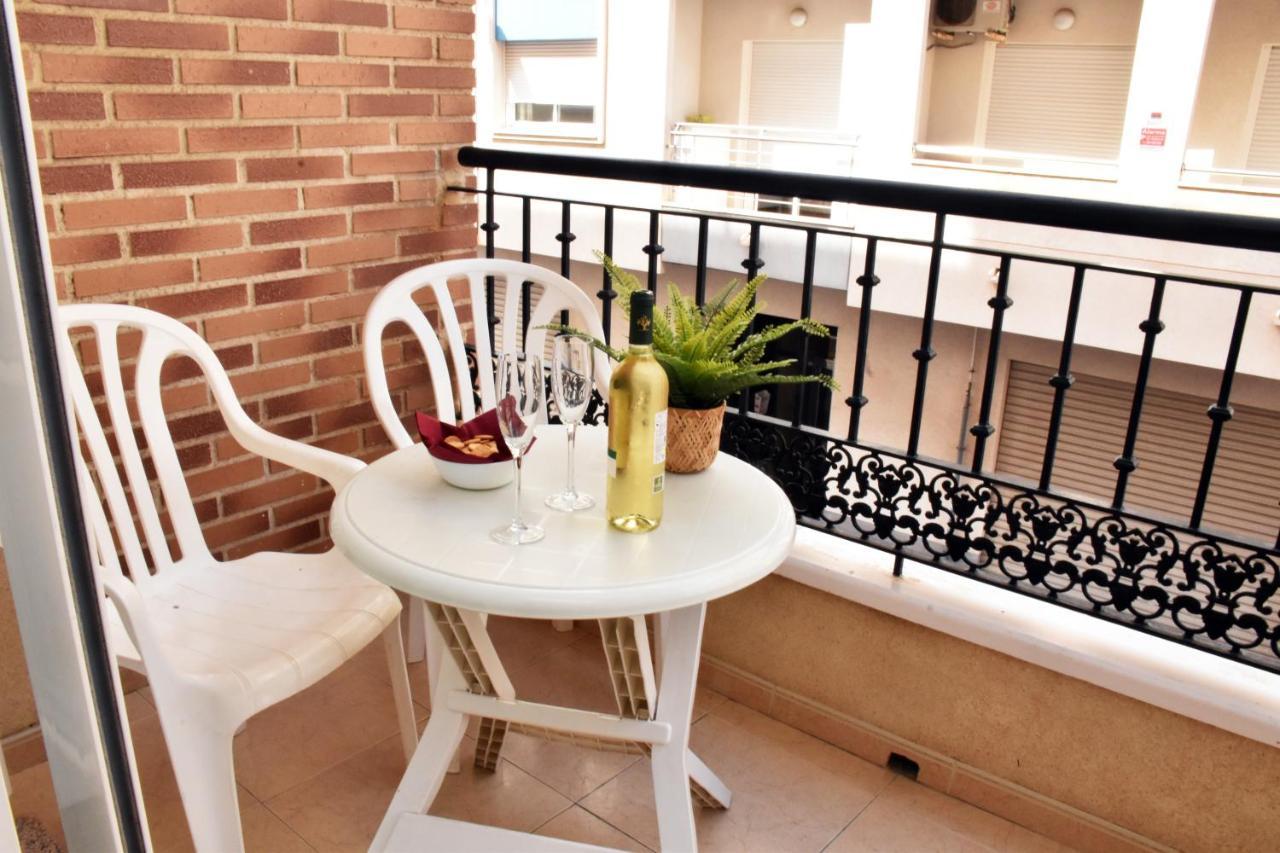 Beach Apartment Torrevieja Eksteriør billede