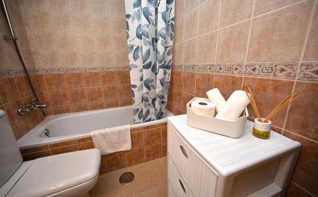Beach Apartment Torrevieja Eksteriør billede