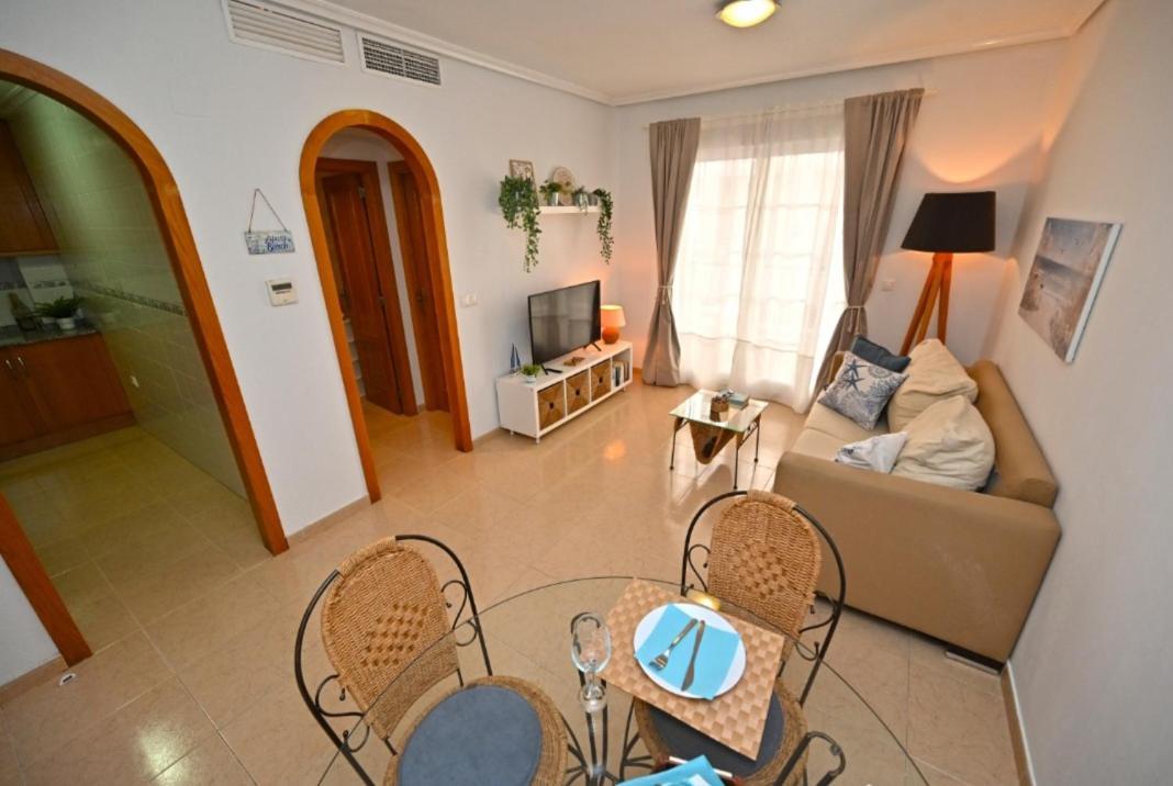 Beach Apartment Torrevieja Eksteriør billede