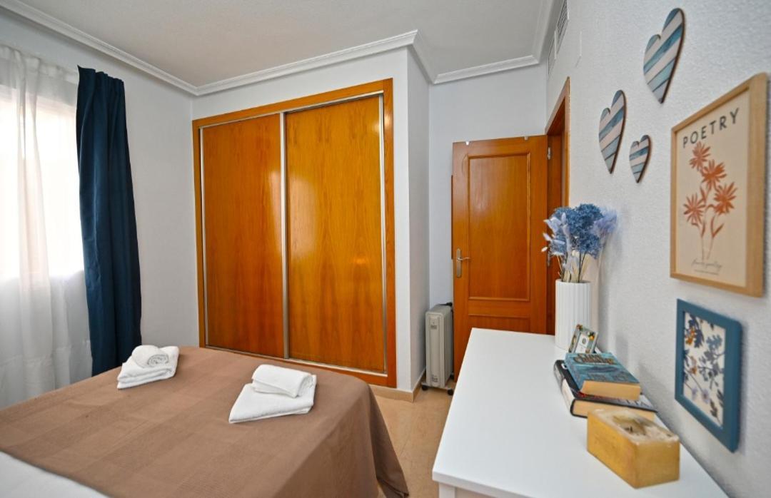 Beach Apartment Torrevieja Eksteriør billede