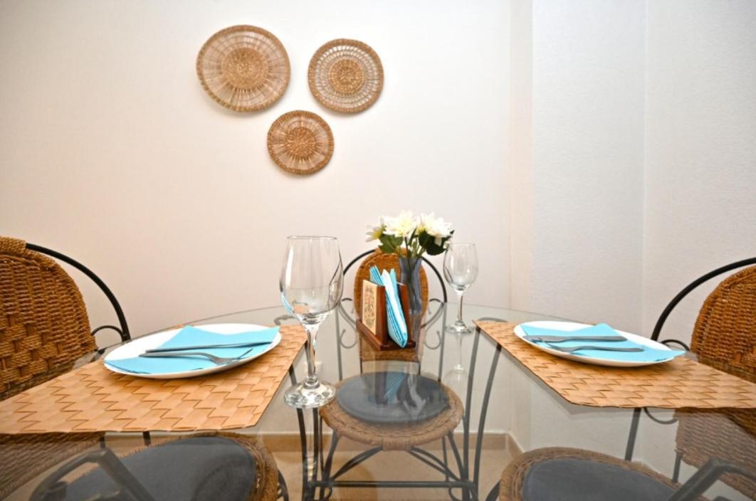 Beach Apartment Torrevieja Eksteriør billede